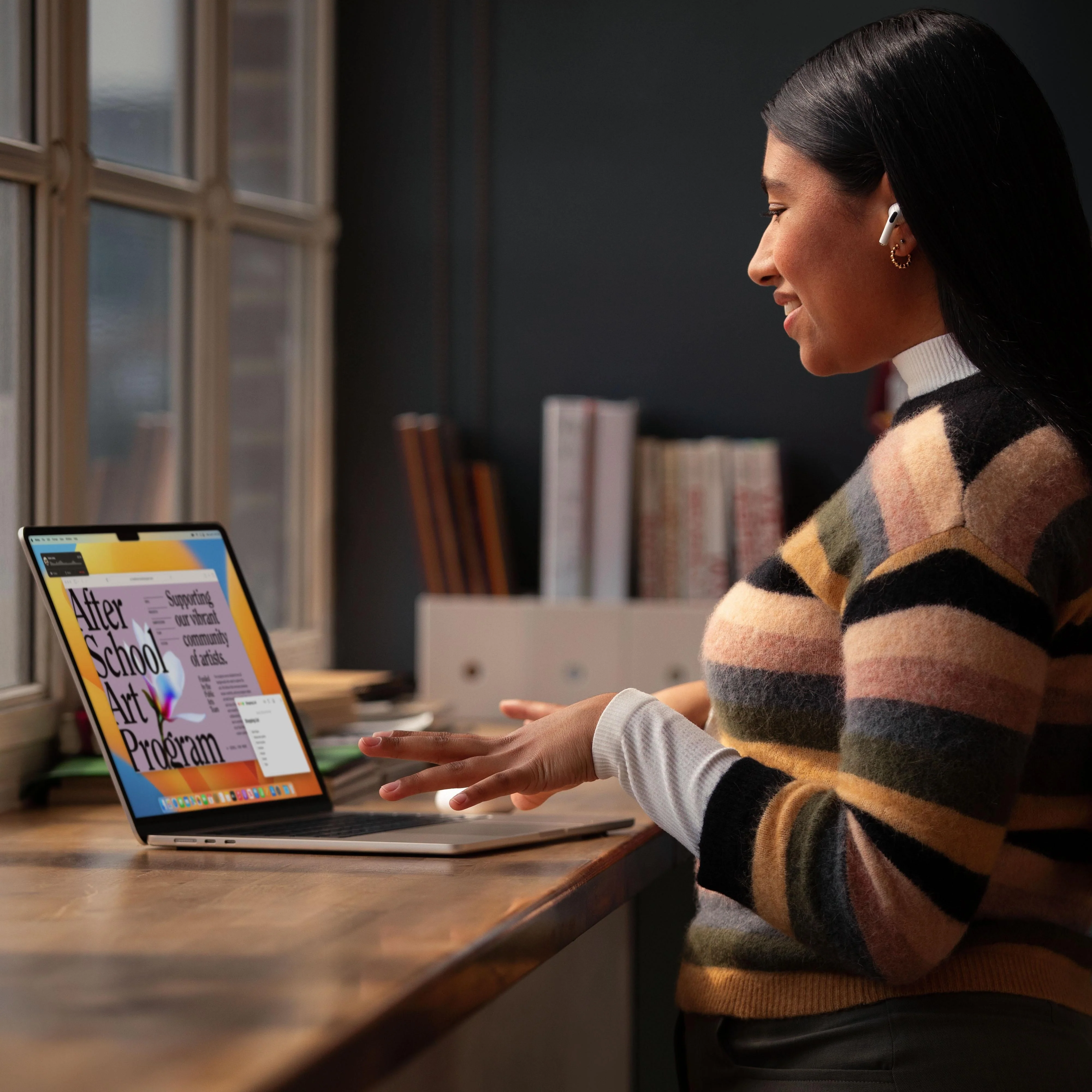 15-inch MacBook Air: Apple M2 chip with 8‑core CPU and 10‑core GPU, 256GB SSD - Midnight - Image 11