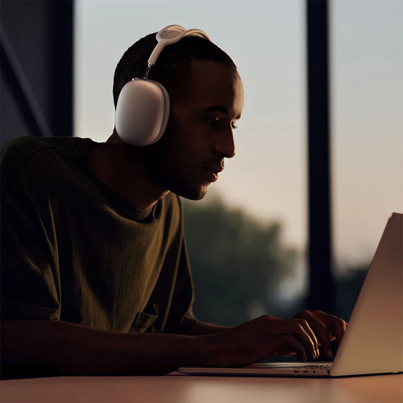AirPods Max Pink - Image 3