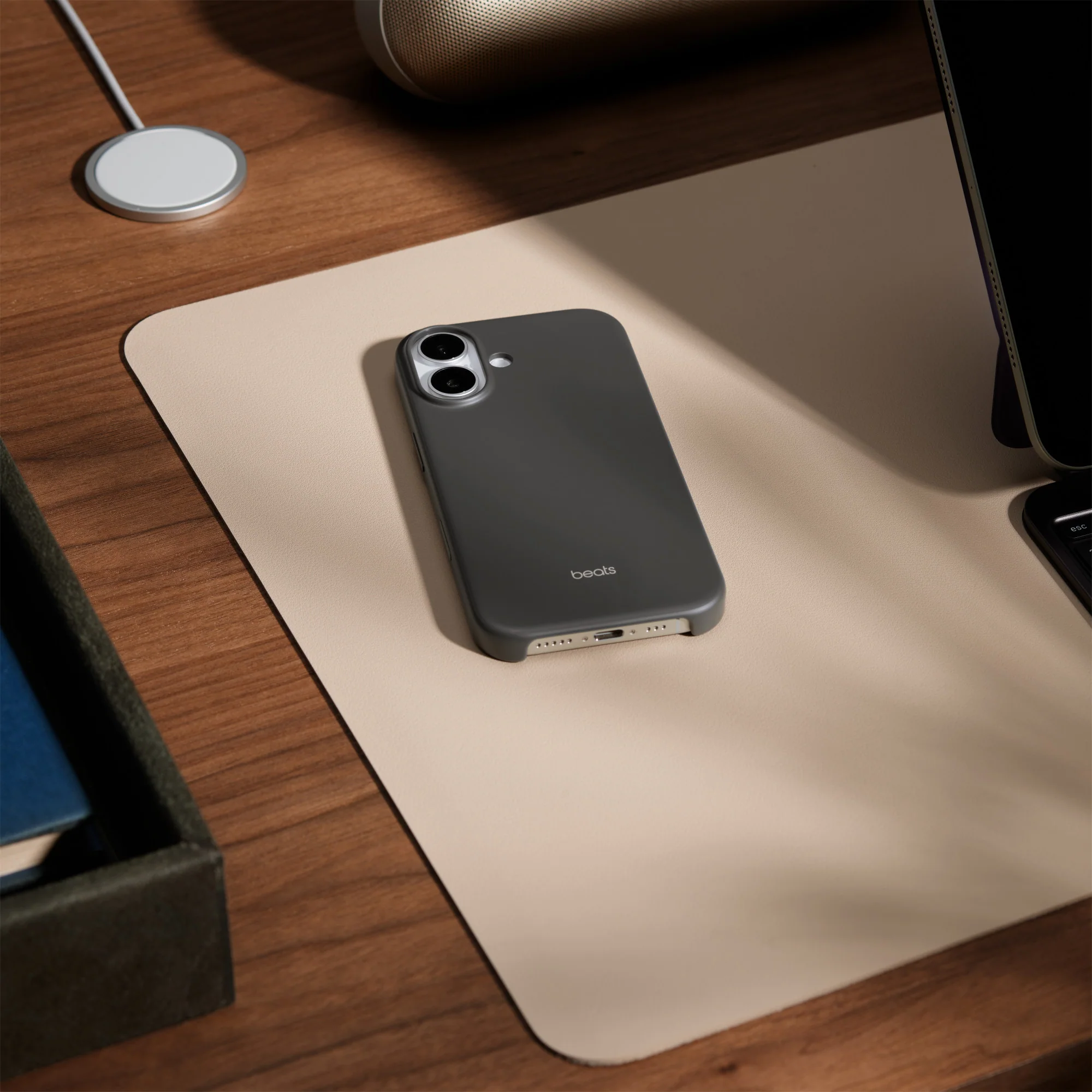 Beats iPhone 17 Case with MagSafe and Camera Control — Granite Gray - Image 2
